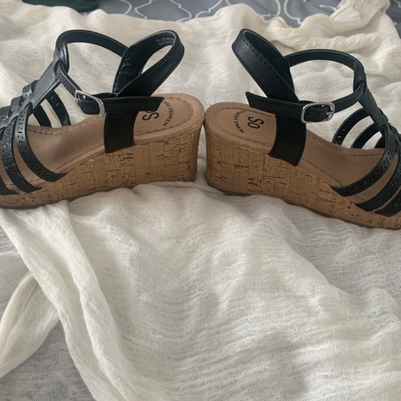 🇺🇸 Girl’s Wedges Sparkly Black - Picture 6 of 6